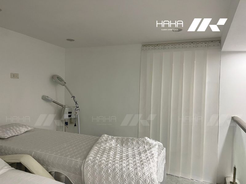 rem nhua pvc nha tam nha re 1